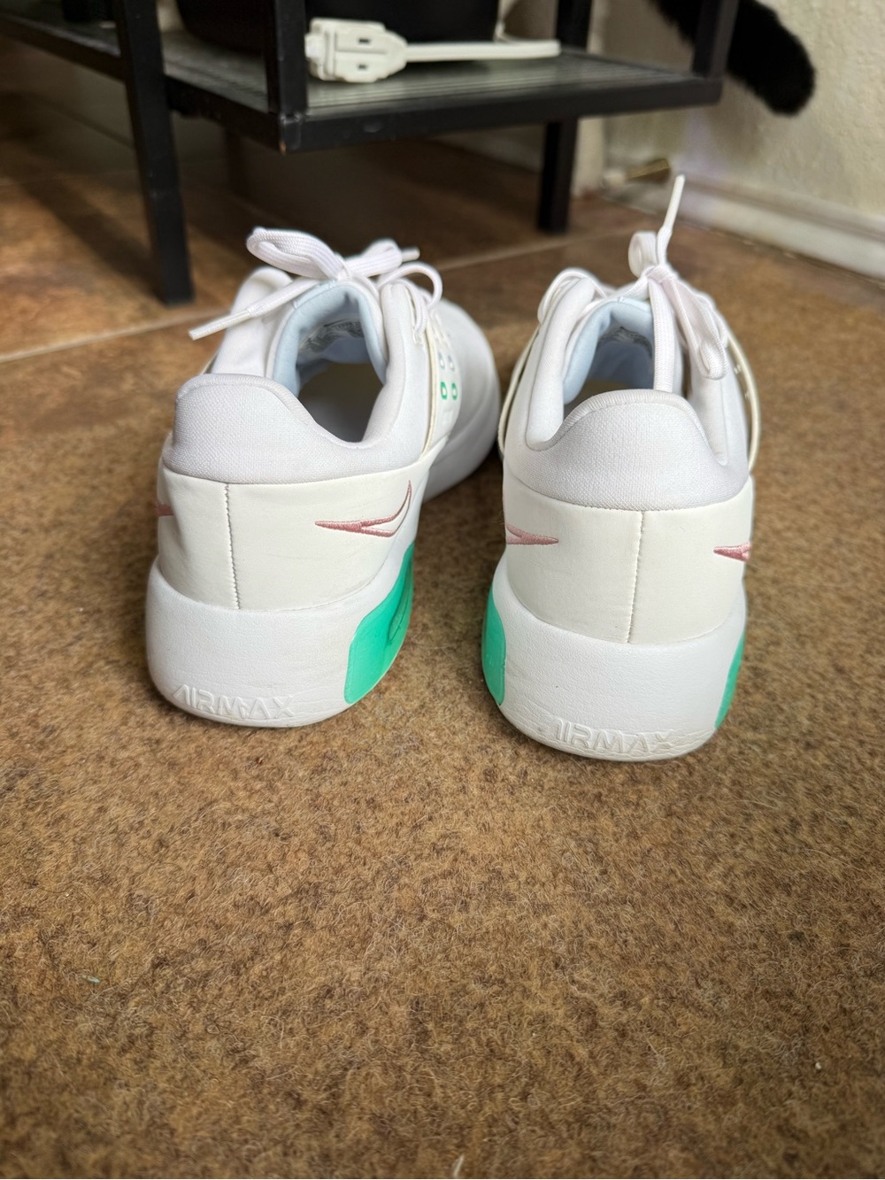 Nike Air Max Bella Training Shoes White/Pink Glaze Menta, Women’s Size 9 - Picture 4 of 10